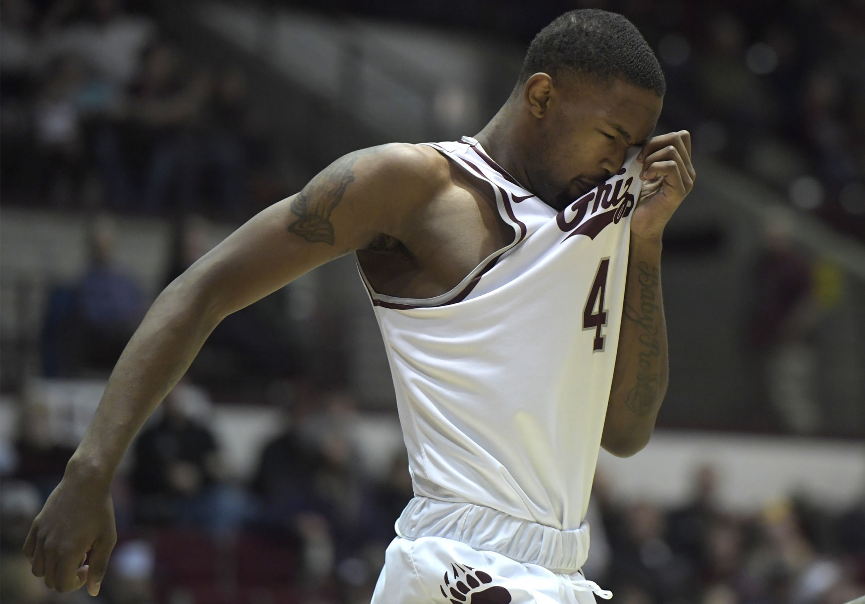 Griz vs Eastern-9-tm.jpg